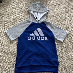 adidas short sleeve sweatshirt